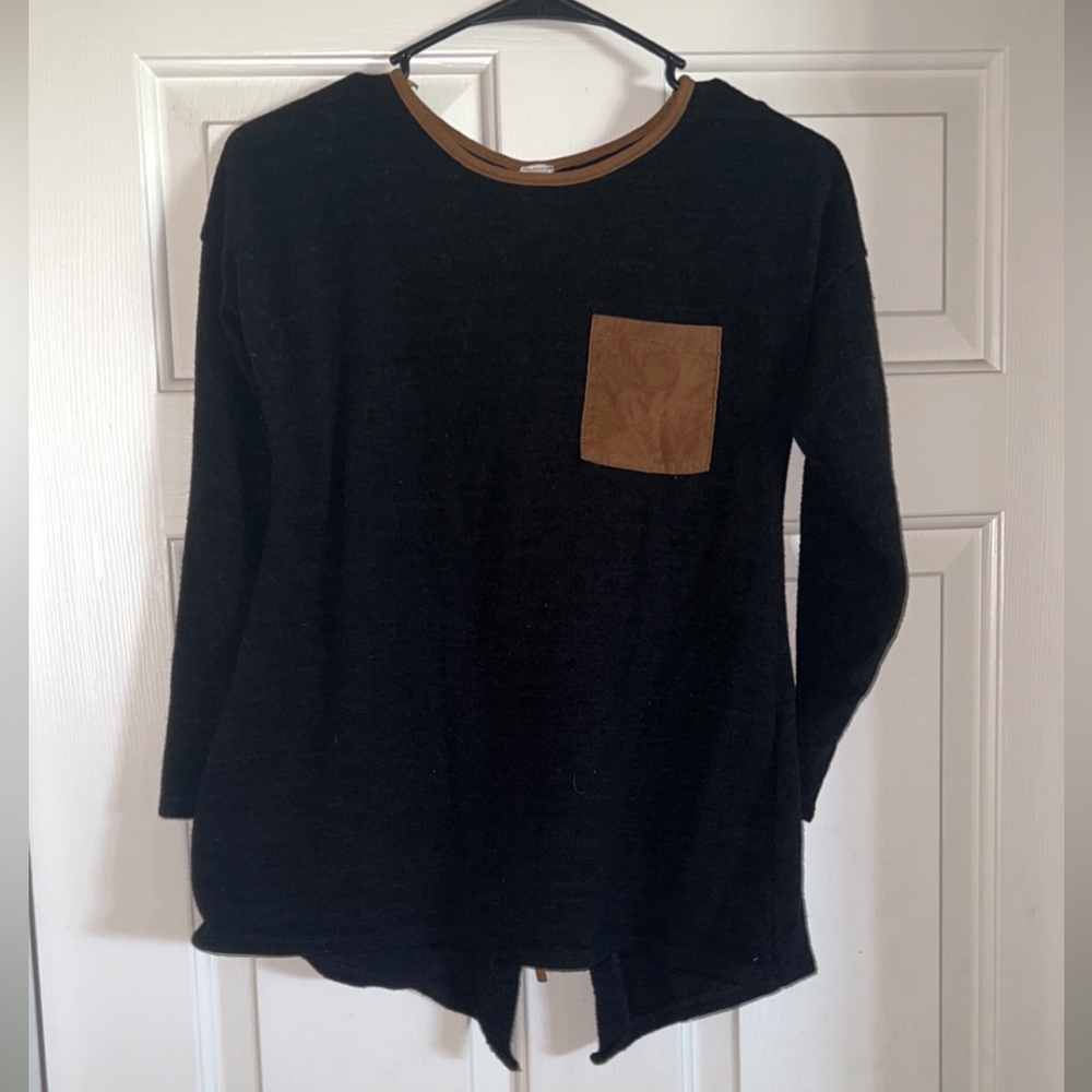 Black long sleeve shirt